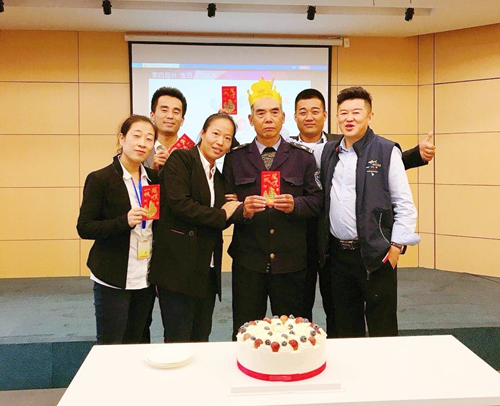 蘇州昱騰人力資源外包服務公司—10月優(yōu)秀員工表彰大會
