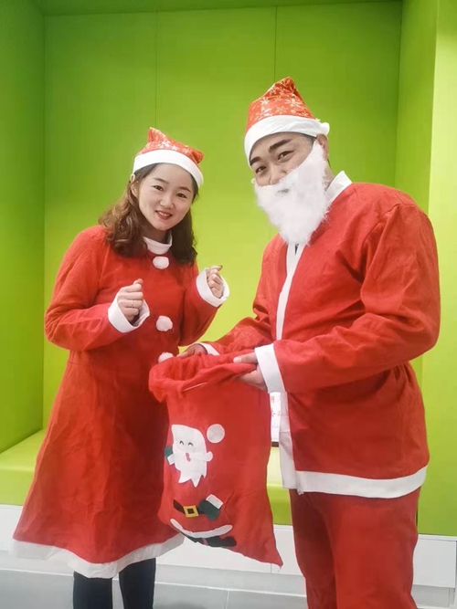 蘇州昱齊盛——圣誕將至，光影斑斕，感恩有你！